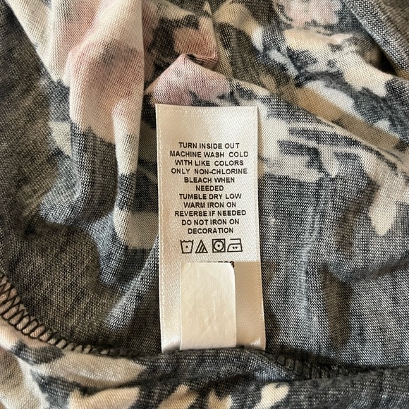 Maurices plus size 4 tee - Picture 5 of 5